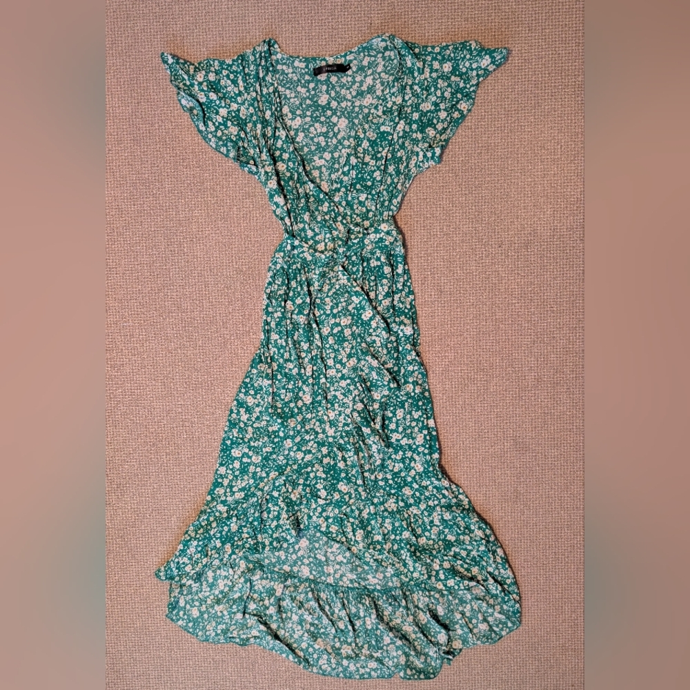Chic Green Floral Maxi Dress